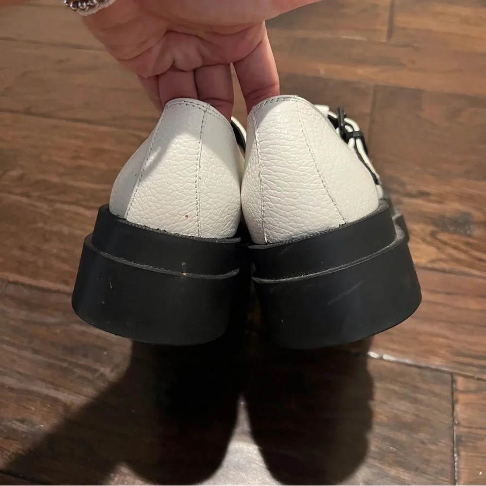 L’idea by Lori T-Strap Mary Jane Women’s Leather Shoes